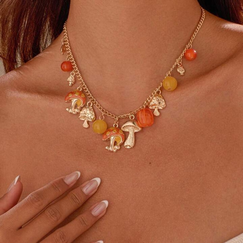 Mushroom Charm Necklace Gold Orange Retro Kitsch Boho Hippie Festival Chic EUC